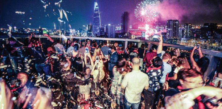 pullman-saigon-centre-countdown-party-banner-2